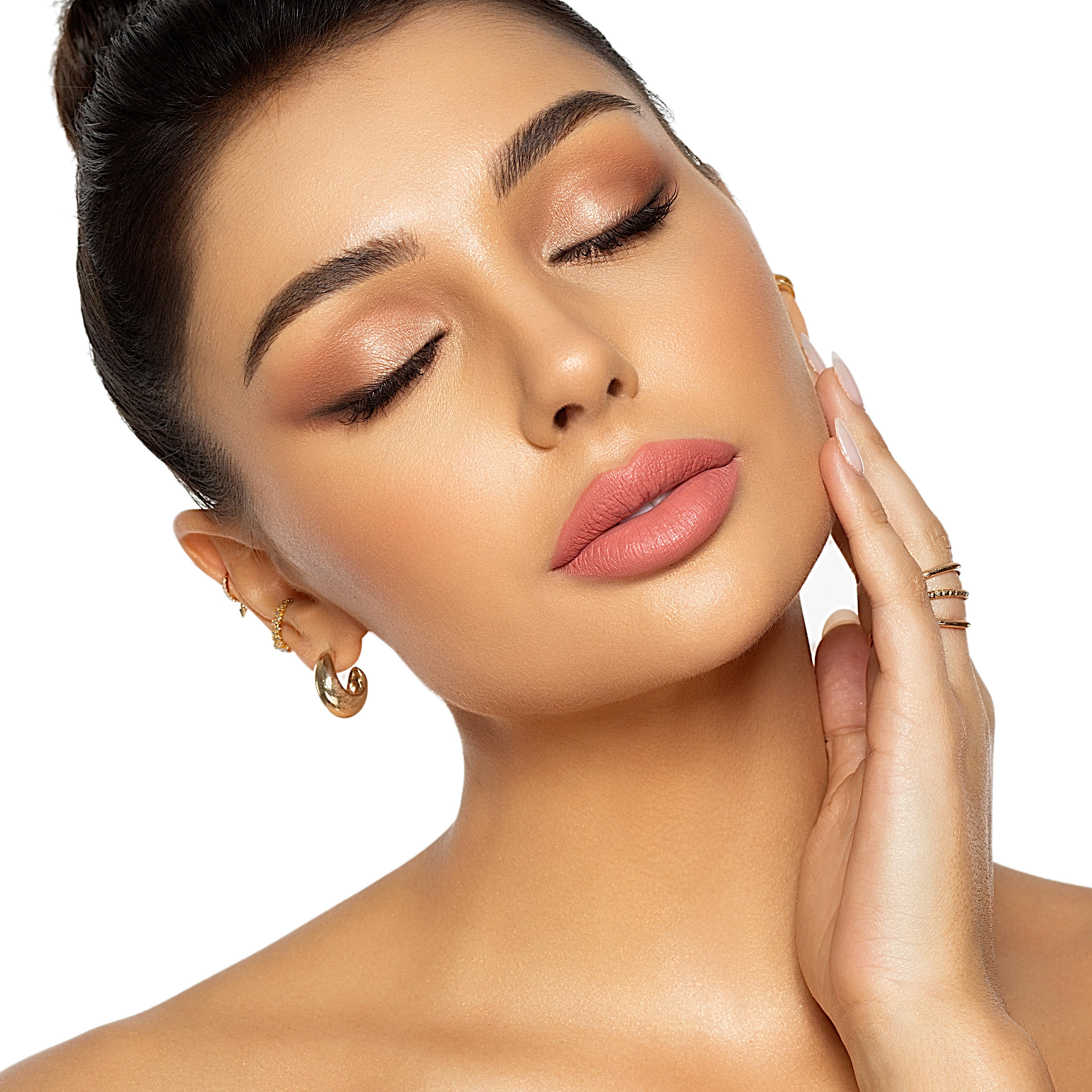 Nindy Kaur Cosmetics